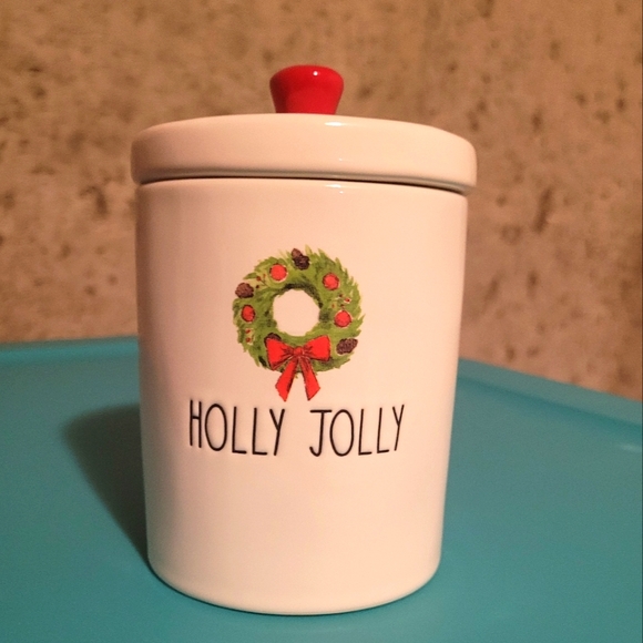 Rae Dunn Holly Jolly Wreath container - Picture 1 of 3